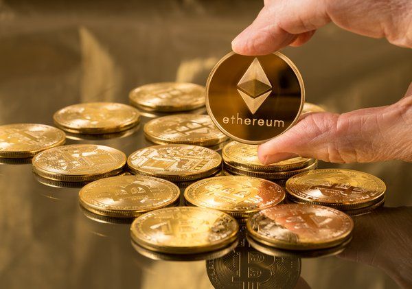 Bitcoin and Ethereum ETFs See Positive Inflows Amid Investor Optimism