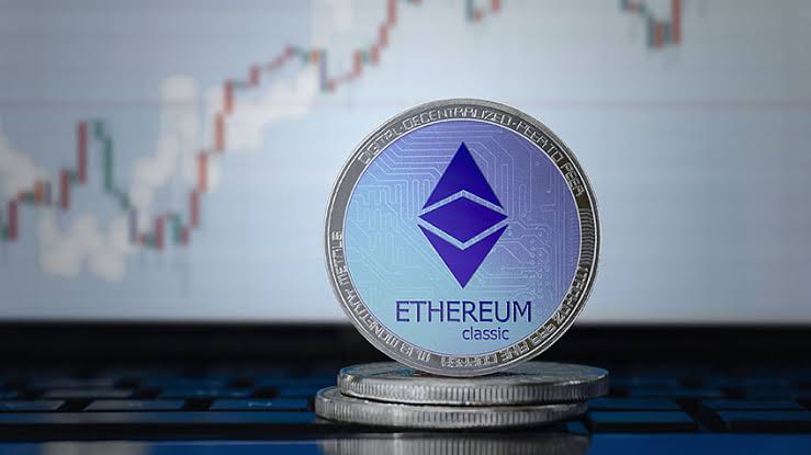 Ethereum L2 Ecosystem Surges to Record Transaction Highs Amidst Coinbase Memecoin Mania