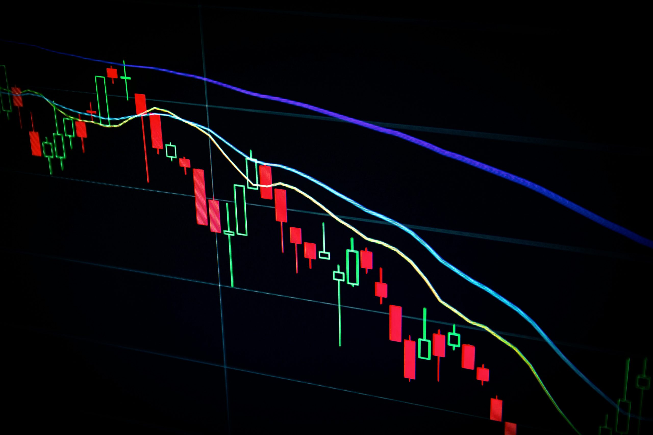 Learn how the MVRV ratio and other metrics indicate further price declines-EigenLayer airdrop controversy 