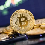 Bitcoin ETF Inflows Skyrocket: BlackRock & Fidelity Fuel a $588M Surge