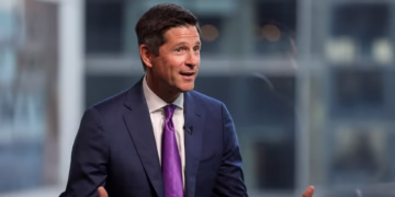Charles Schwab to offer bitcoin and ethereum trading in 2026, CEO tells advisers