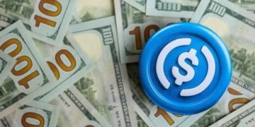 Coinbase calls for balanced Genius Act implementation to boost stablecoins