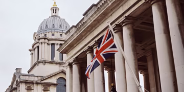 UK to require crypto platforms to report all user transactions to tax authority by 2026