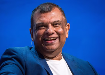 Ringgit-Backed Stablecoin Surge: Standard Chartered and AirAsia Parent Launch Bold Blockchain Initiative