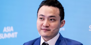 Lit token accumulation pushes Justin Sun past 5% stake
