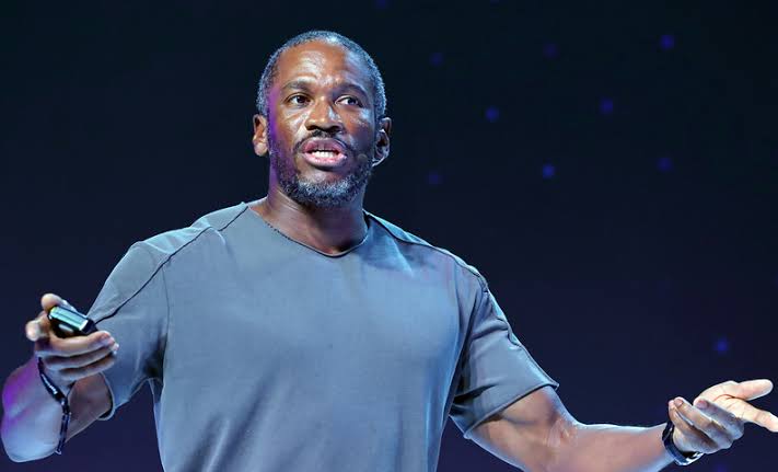 Credit Crunch Warning as Bitcoin diverges from Nasdaq