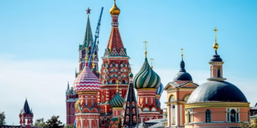 Russia crypto regulation advances as Moscow Exchange expands futures