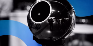 The Autonomous Wallet