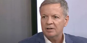 SWIFT CIO steps down after years of defending centralized finance against blockchain