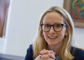 Lucy Rigby concedes crypto firms are shut out of UK banks despite regulatory push