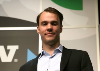 Crypto billionaire Fred Ehrsam pivots from Coinbase to Venezuela's oil fields