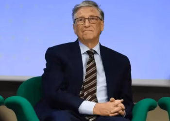 Bill Gates warns AI is powerful enough to cause a billion deaths, calls mandatory safeguards and government oversight essential